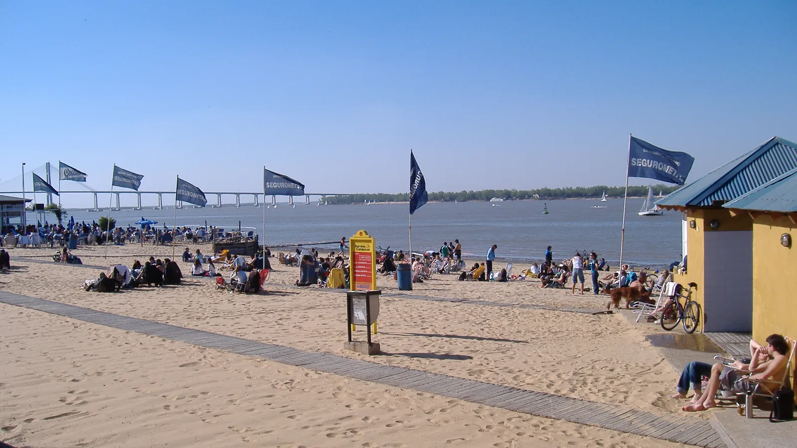 Balneario La Florida, Rosario, Argentina - Blue Flag beach