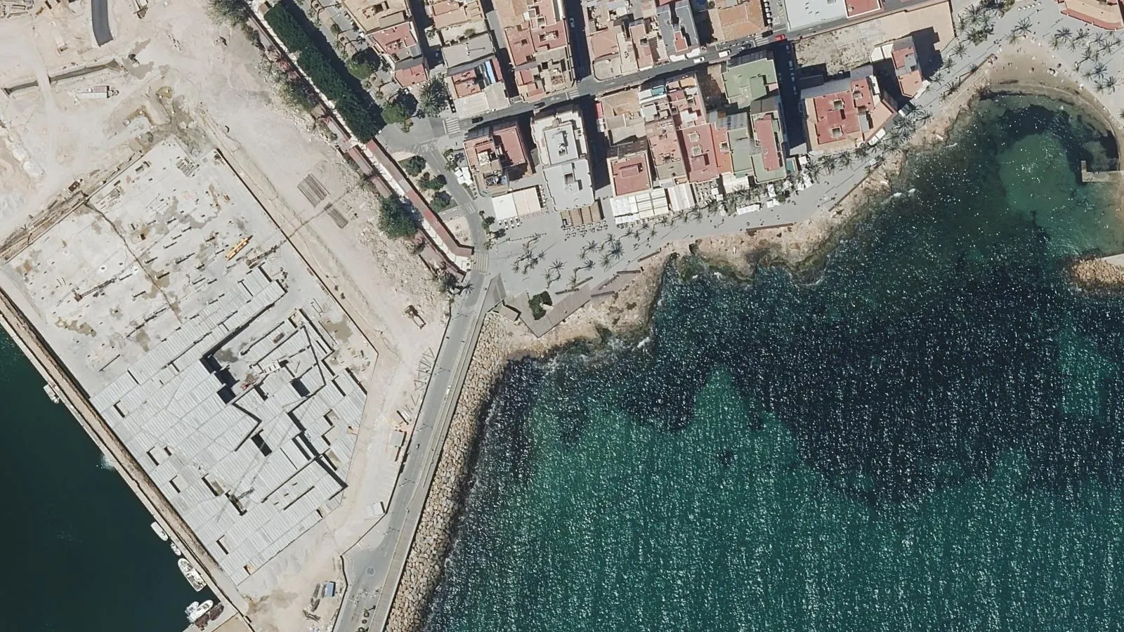 Cala Piteras, Torrevieja, Spain - Blue Flag beach