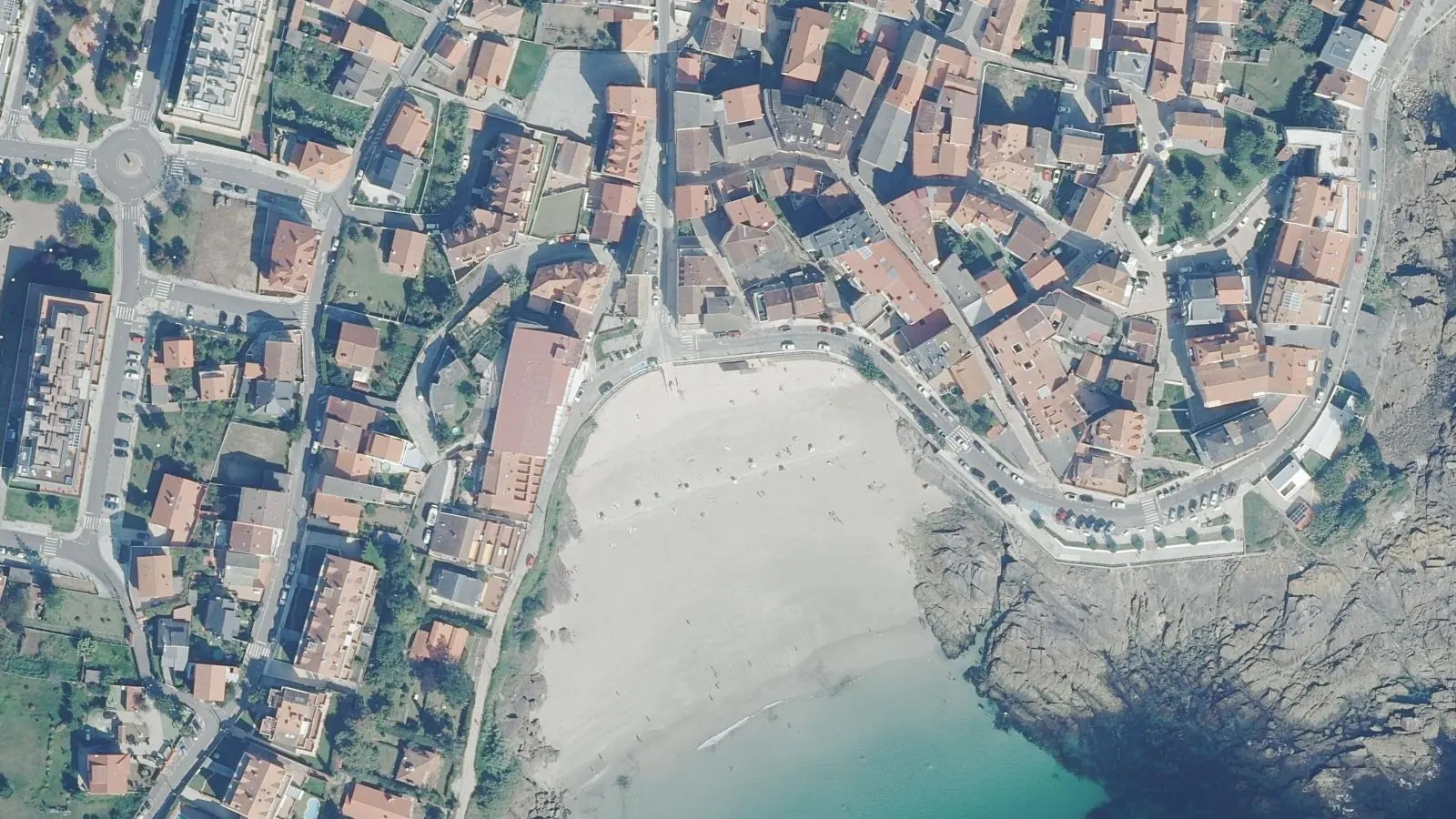 Caneliñas, Sanxenxo, Spain - Blue Flag beach