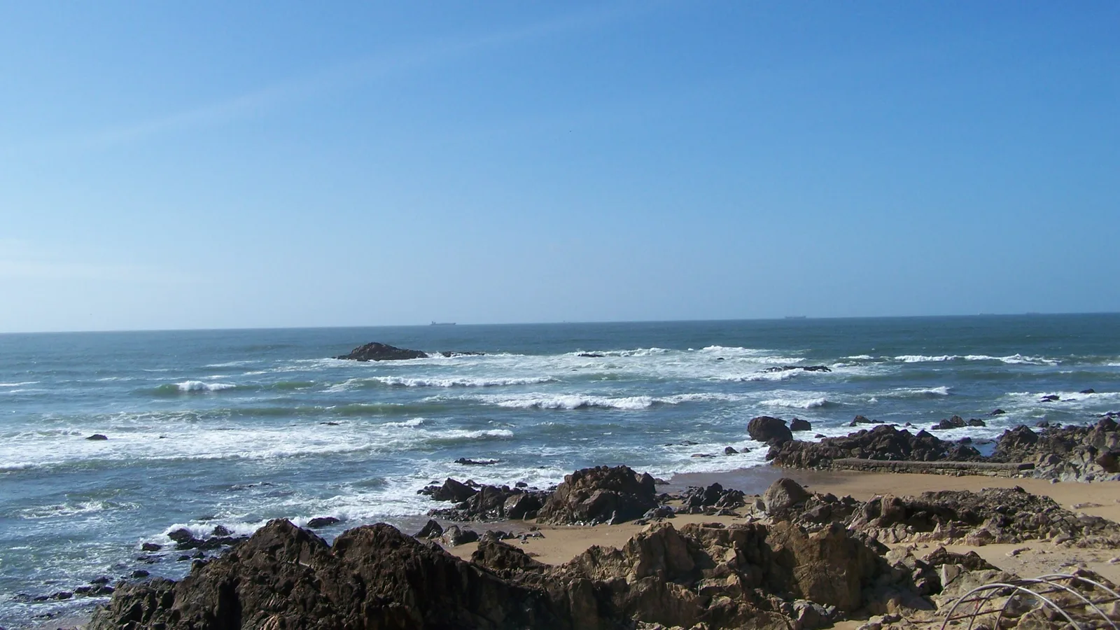 Gondarém, Porto, Portugal - Blue Flag beach