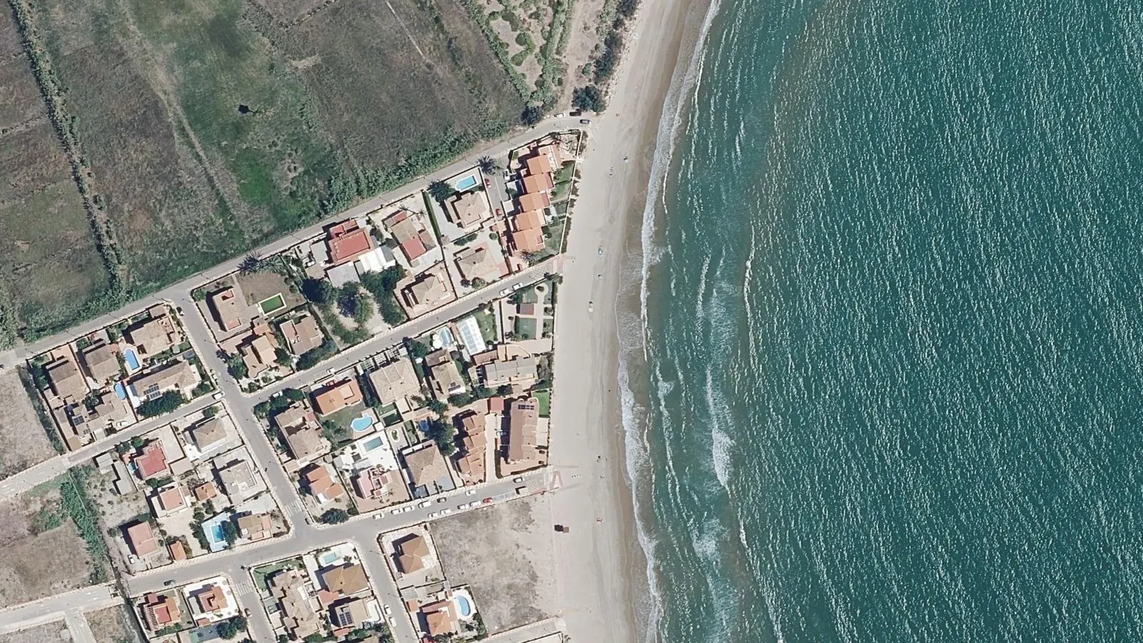 Marenyet L Illa, Cullera, Spain - Blue Flag beach