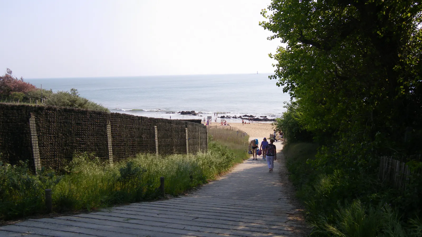Plage des Jaunais, Saint-Nazaire, France - Blue Flag beach
