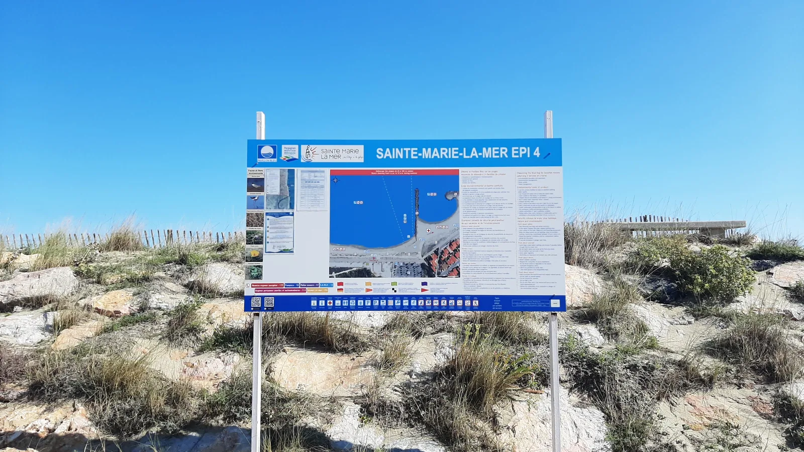 Plage du 4ème Epi, Sainte-Marie-la-Mer, France - Blue Flag beach