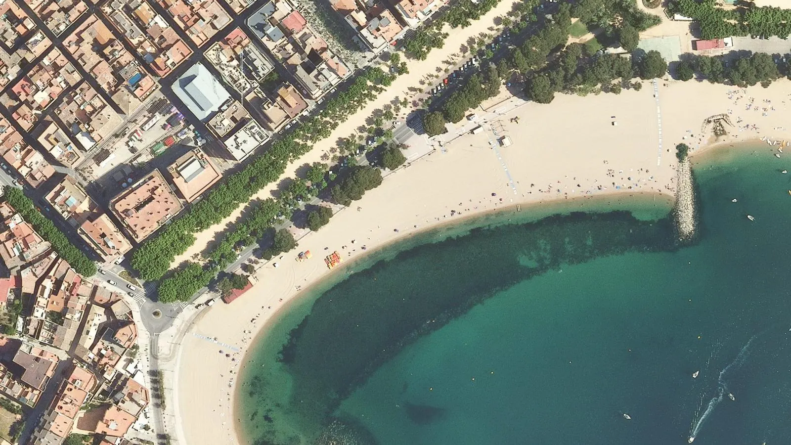 Sant Feliu de Guixols, Sant Feliu de Guíxols, Spain - Blue Flag beach