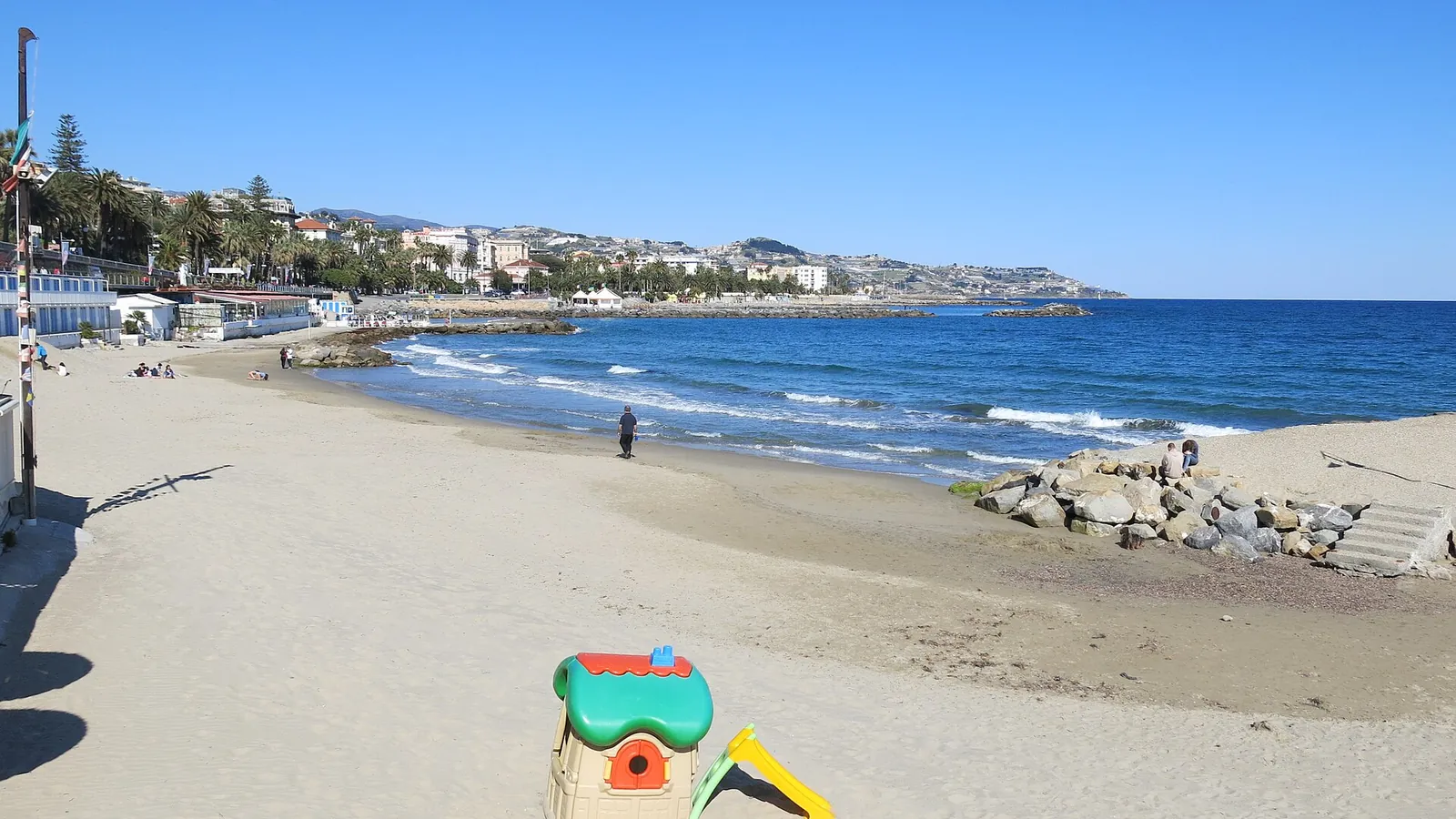 Tiro A Volo, Sanremo, Italy - Blue Flag beach